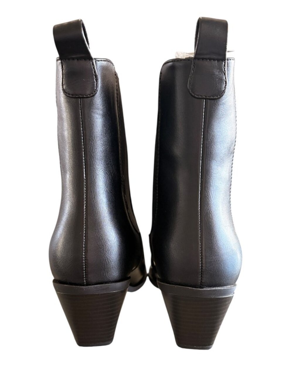 Ophelia Roe Black Chelsea Pointed Toe Ankle Boot Womens 9 - Picture 2 of 11
